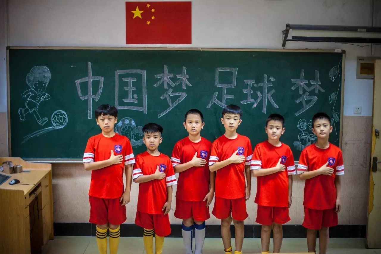 青島足球俱樂部官網_青島足球俱樂部有限公司_青島中能足球俱樂部網站