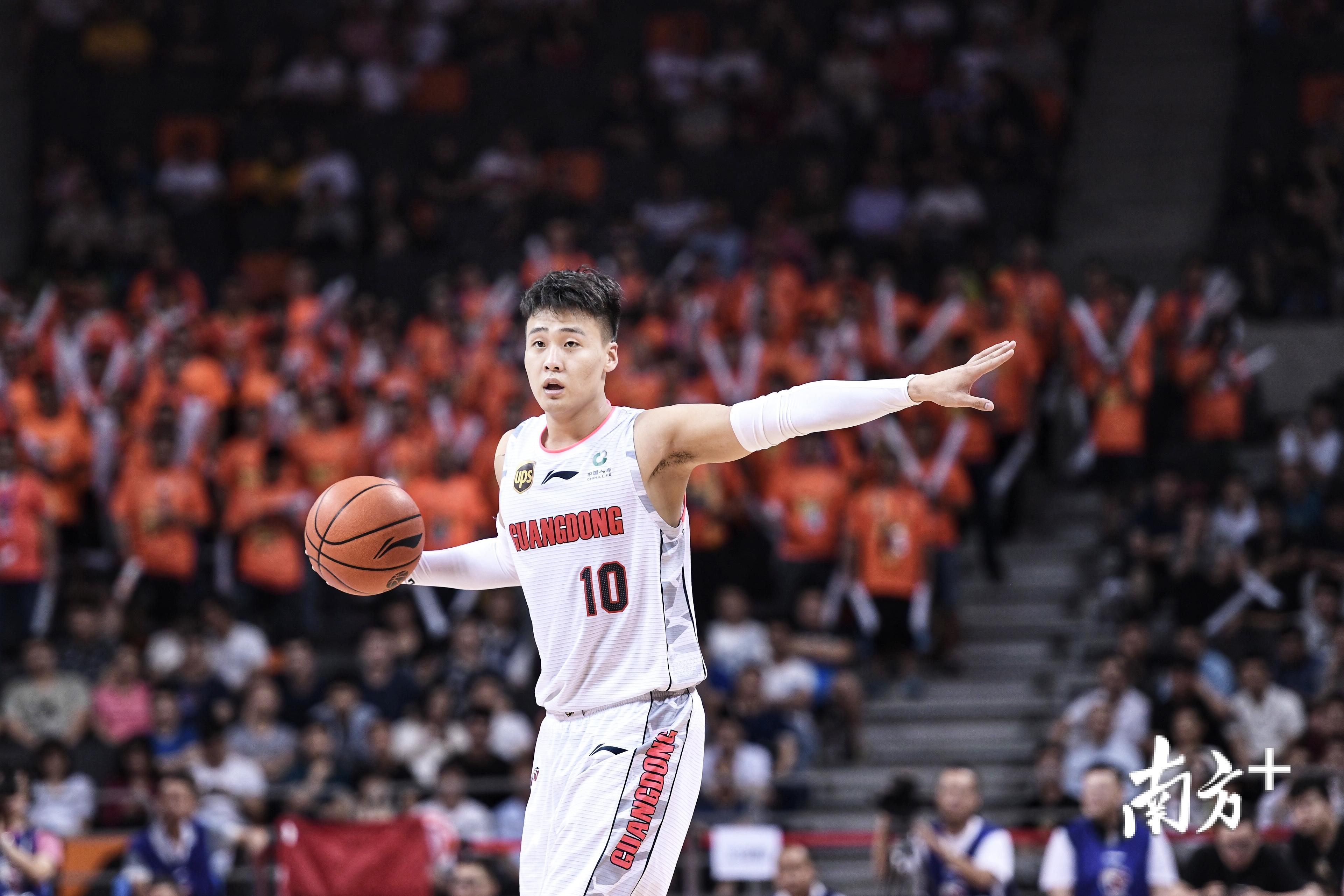 cba東莞賽區在哪個球場(男女籃“喜提雙冠”背后：東莞籃球為什么這么牛？)