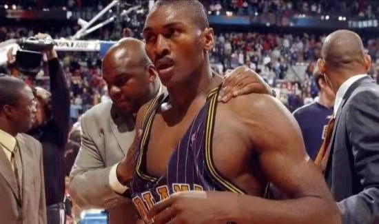 nba歷史上有哪些場面(籃球之神也斗毆 回顧NBA十大打架事件)